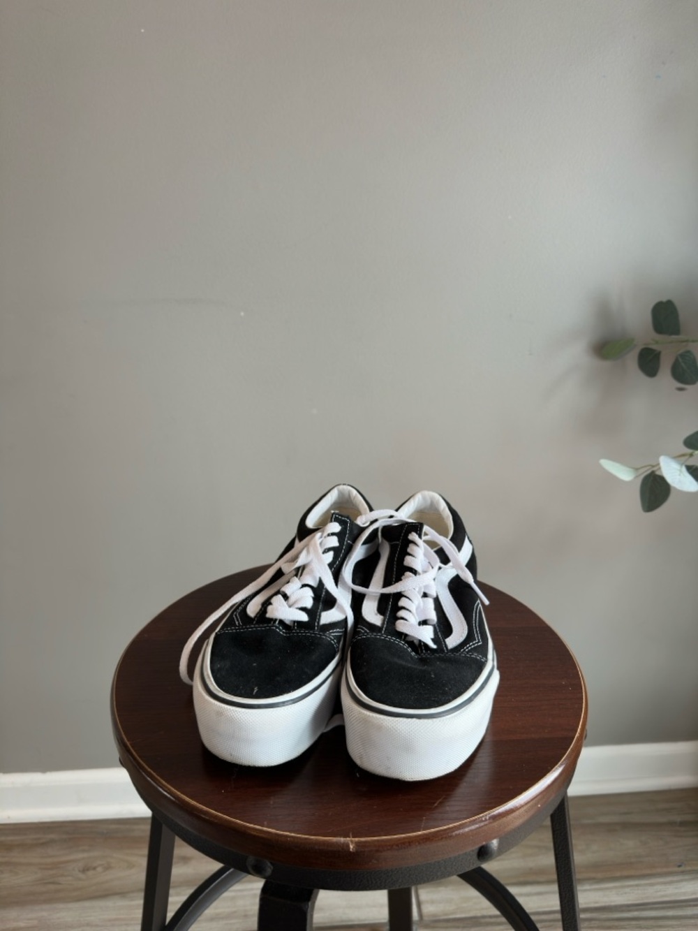 Vans Black and White Platform Old Skool Shoes - Picture 3 of 3